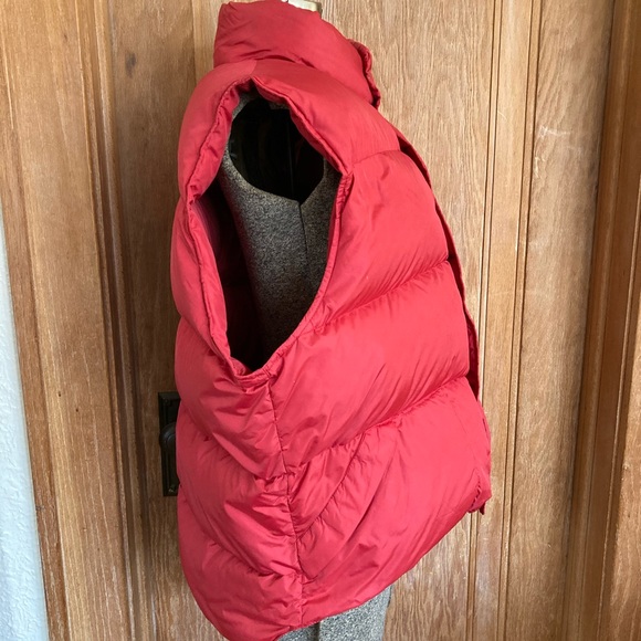 Vintage LLBean Red Down Puffer Vest Men’s Size Large - Picture 3 of 9